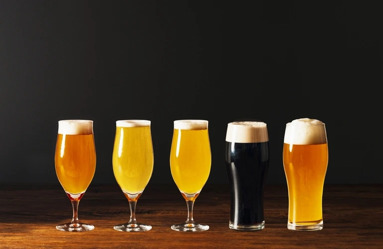 クラフトビールの楽園へようこそ！地ビールの魅力を存分に味わい尽くすなら地酒 林屋